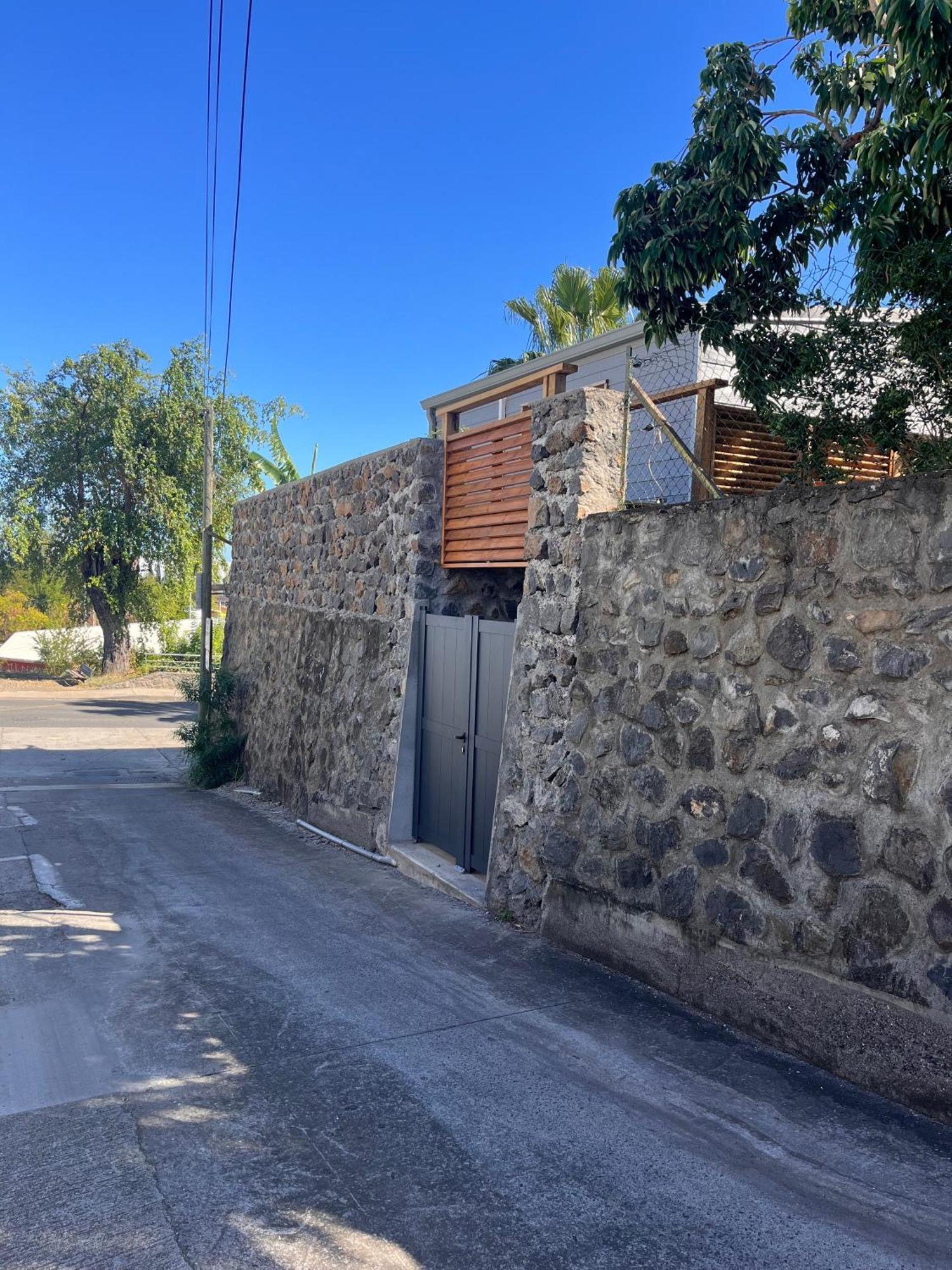 Bungalow Leu Gadiamb سان لوي المظهر الخارجي الصورة
