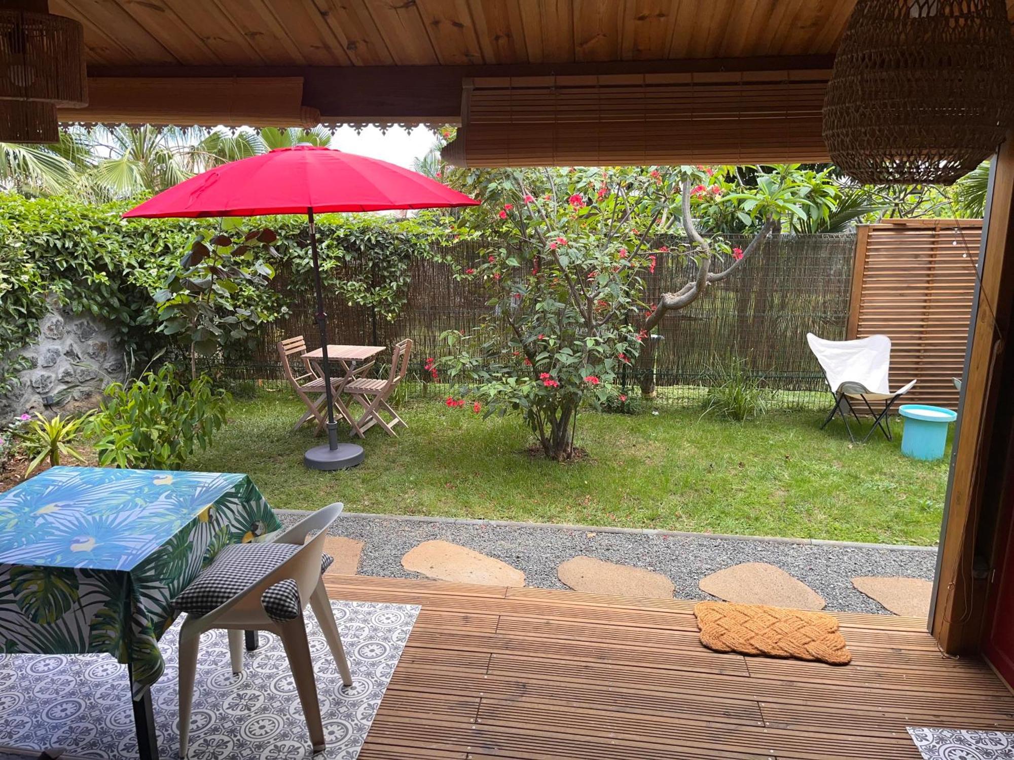 Bungalow Leu Gadiamb سان لوي المظهر الخارجي الصورة
